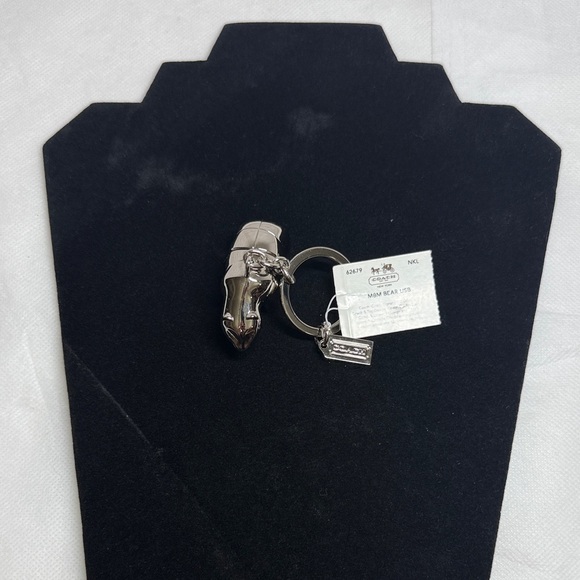 Coach USB Keychain Silver Gunmetal Bear with Metal Coach Hang Tag NWT - Picture 9 of 12